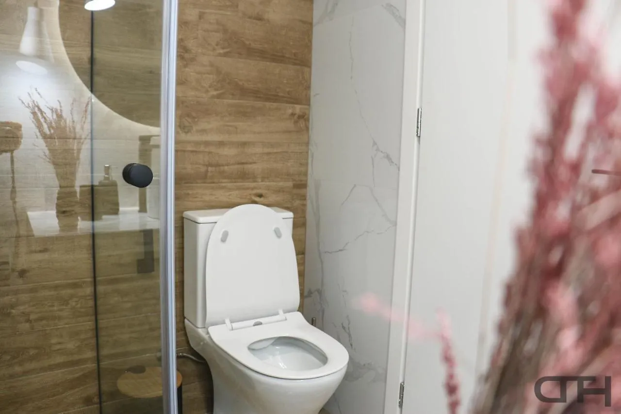 New Deluxe Studio 4 Downtown Thessaloniki- Fully Equiped 0*, Thessaloniki